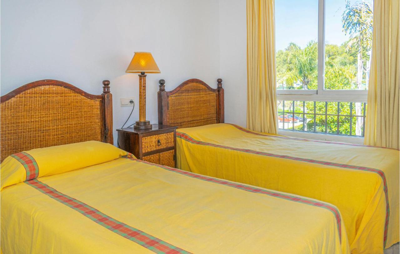 Lovely Apartment In Marbella With Kitchenette Exterior foto
